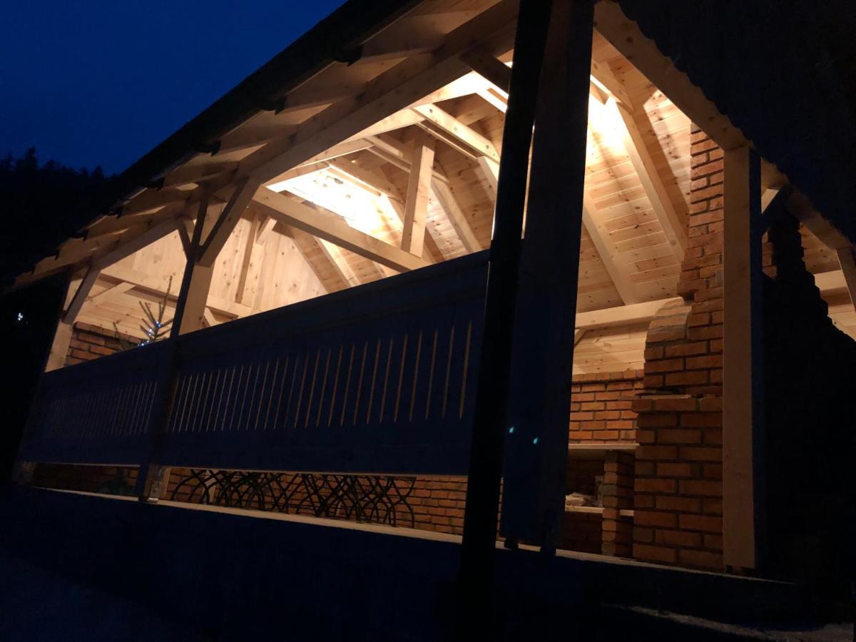 Casa Karola Haz Bed & Breakfast BaileTusnad Eksteriør bilde